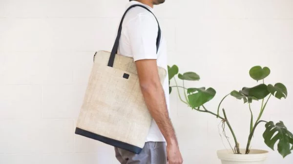 Arture Aspen Tote Bag Natural Hemp Blue Man Shoulder