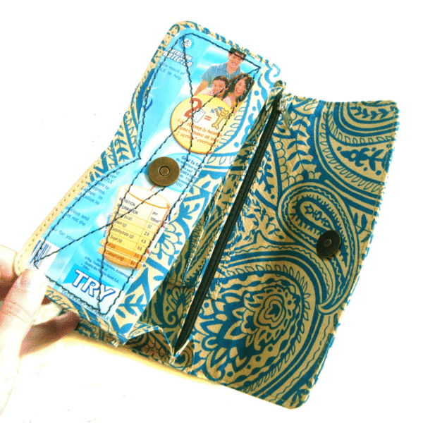 lopa Tetra Pak Clutch (Upcycled)