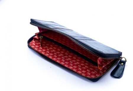 Faming Lips Tube Ladies Wallet (Upcycled)