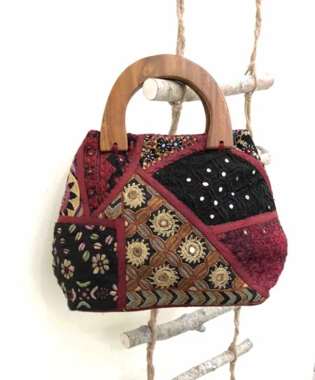 Kutch Bag with wooden Handle_2
