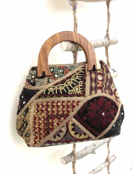 Kutch Bag with wooden handle_2_Back