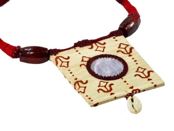 Mudran Beige Maroon Round Mirror Handmade Neckpiece