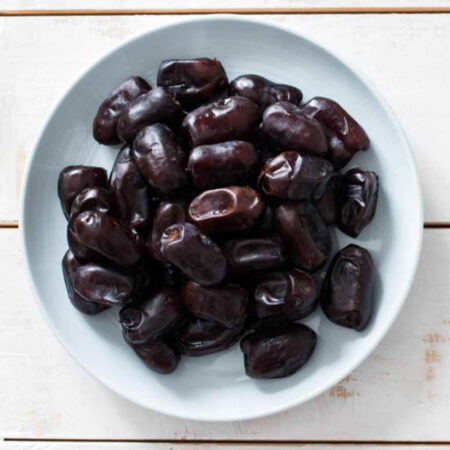 Seedless Black Dates